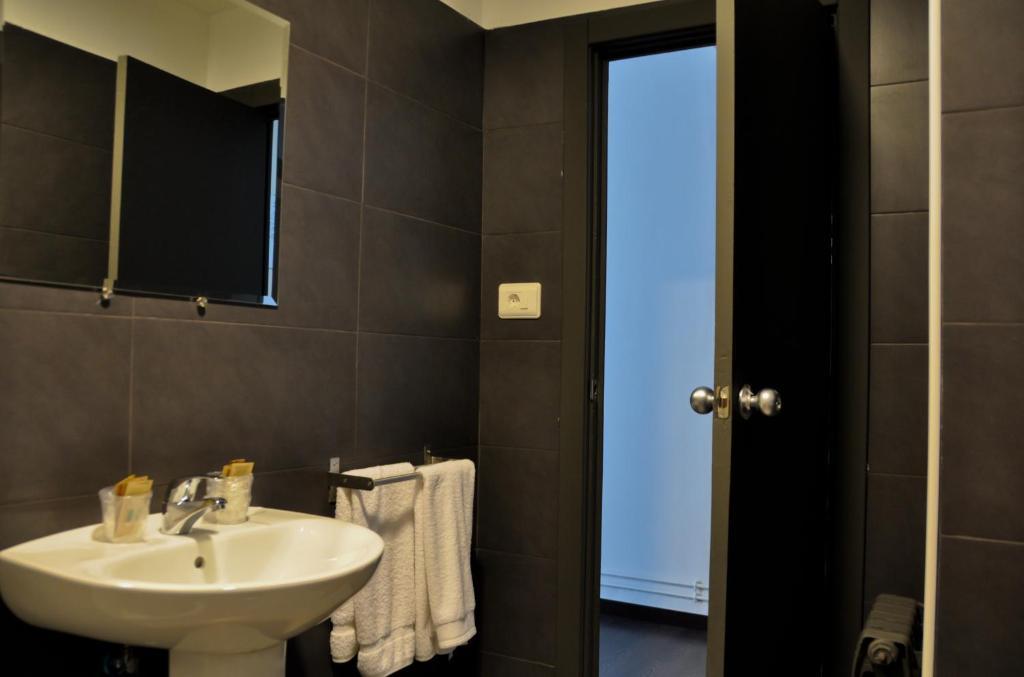 Hostal La Rotonda Ourense Cameră foto