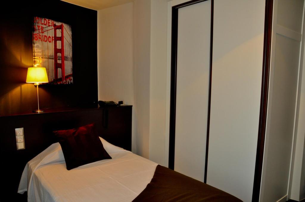 Hostal La Rotonda Ourense Cameră foto