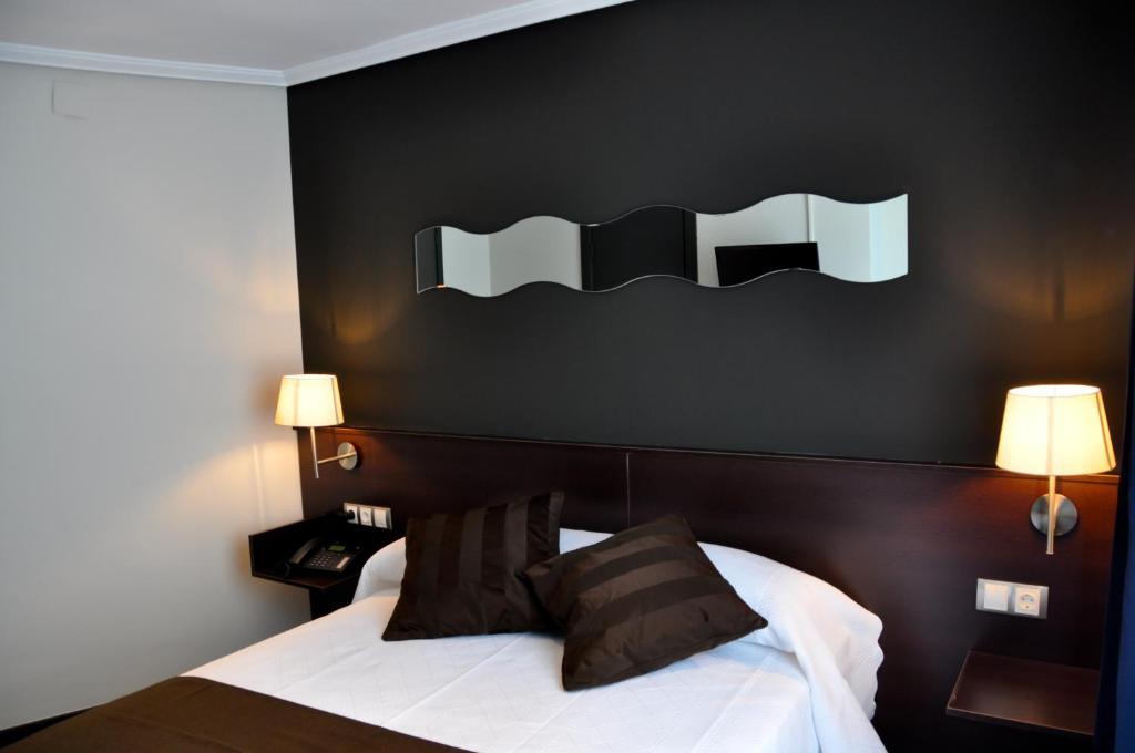 Hostal La Rotonda Ourense Cameră foto